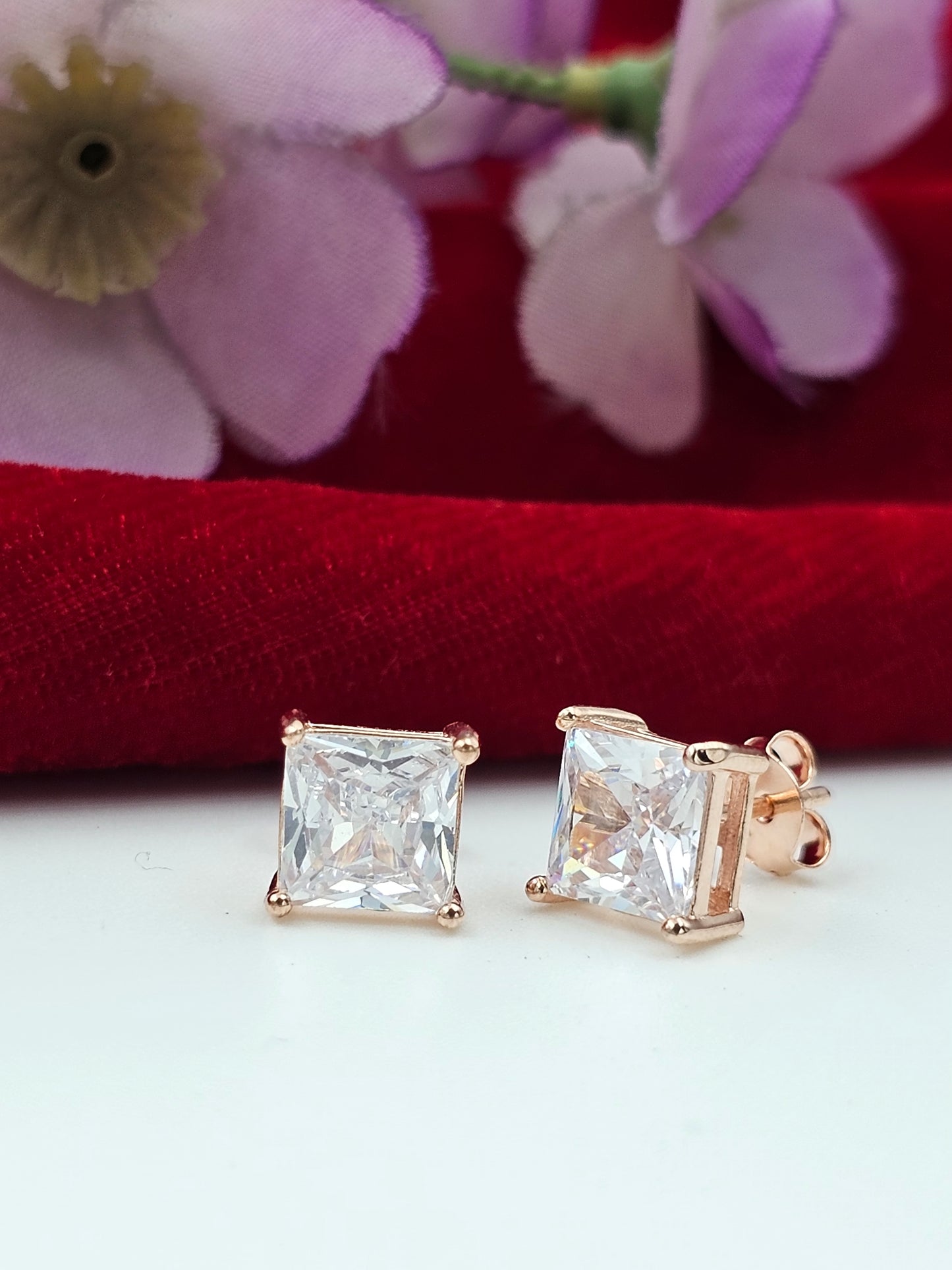 Unisex Solitaire Studs in Rosegold ( 92.5 Silver)