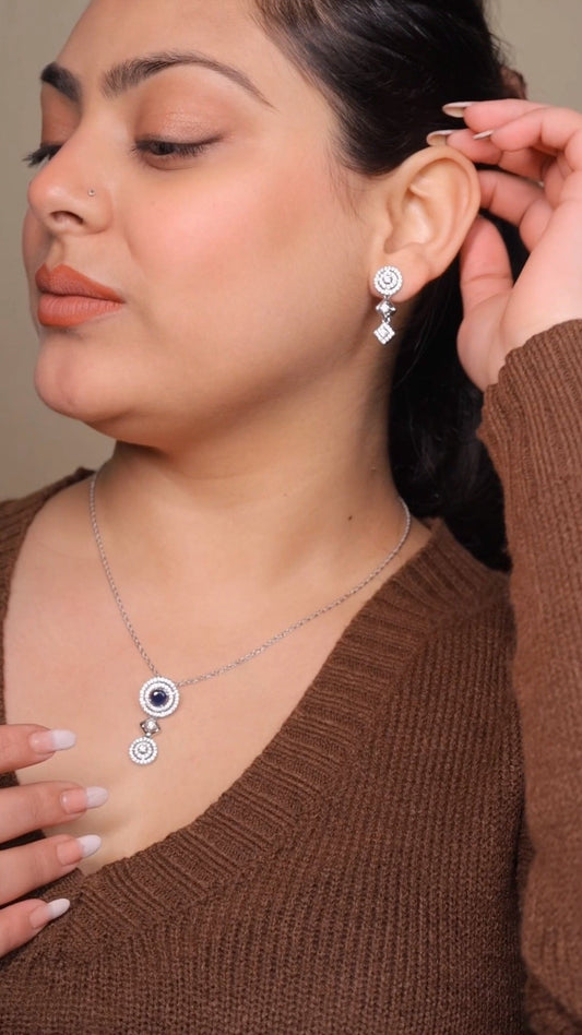 Silver Chain Pendant Set with Earring