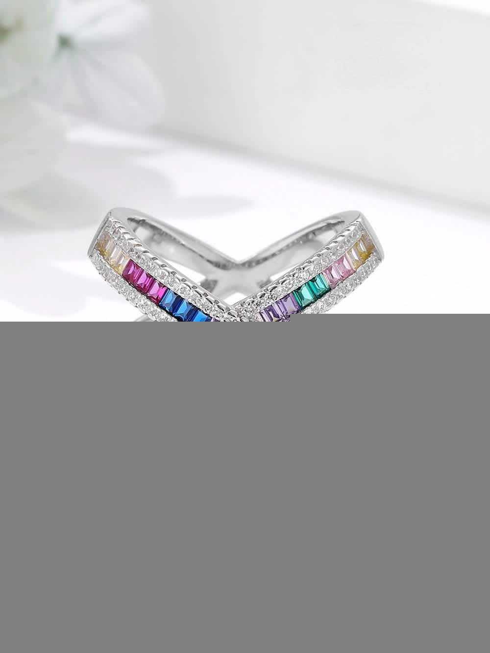 Multicolored Overlap Ring